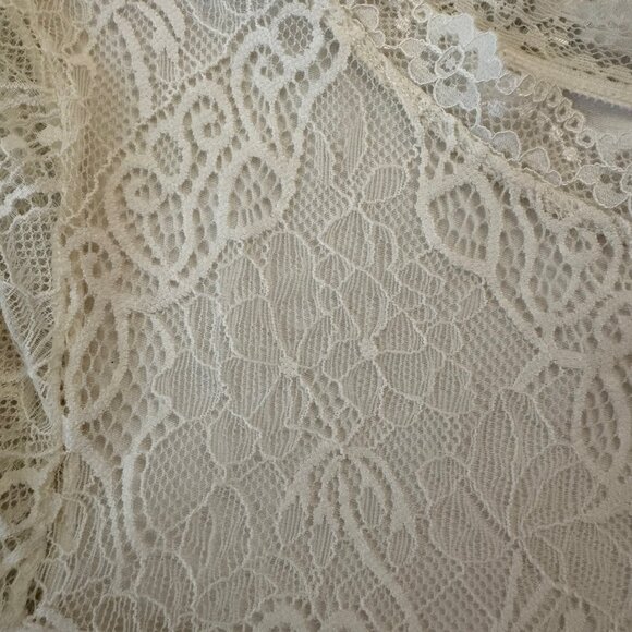 H&M White T-Shirt with Transparent Lace Shoulders and Sleeves, Womens Size Small - Picture 6 of 7